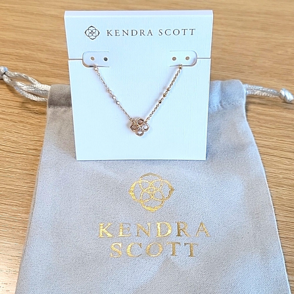 Kendra Scott Necklace